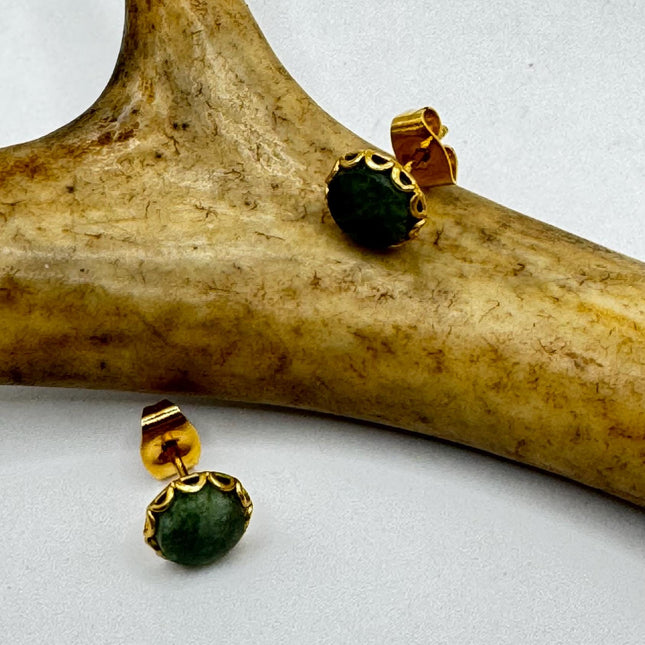 Vintage Green Jade Gold Earrings