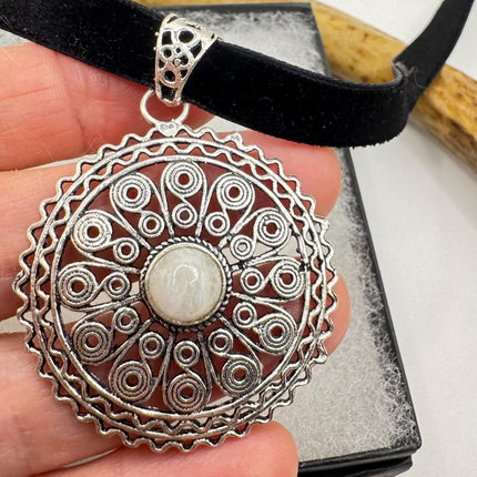 Vintage White Bronze Rainbow Moonstone Black Velvet Choker Pendant Necklace