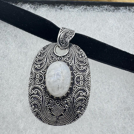 Vintage Silver Bronze Rainbow Moonstone Black Velvet Choker Pendant Necklace