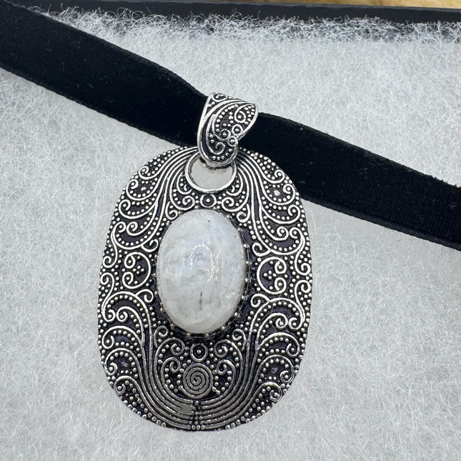 Vintage Silver Bronze Rainbow Moonstone Black Velvet Choker Pendant Necklace