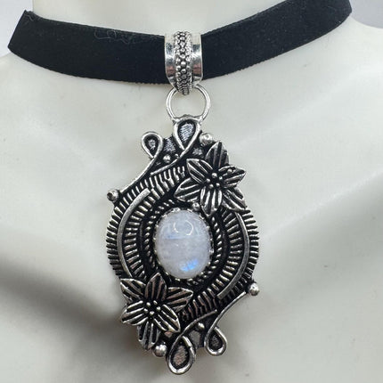 Vintage Silver Bronze Rainbow Moonstone Black Velvet Choker Pendant Necklace
