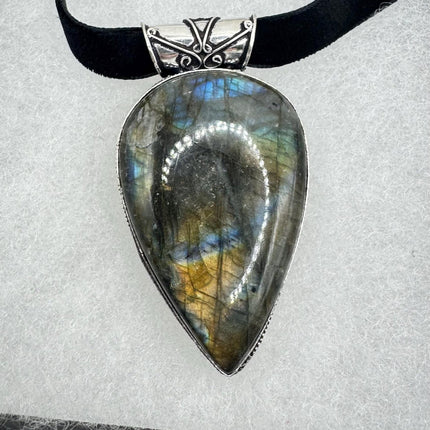 Vintage Silver Bronze Rainbow Labradorite Black Velvet Choker Pendant Necklace