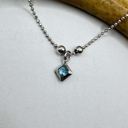 Vintage Tiny Blue Topaz Necklace Dainty Sterling Silver Chain Minimalist Crystal 925 Silver Simple Style
