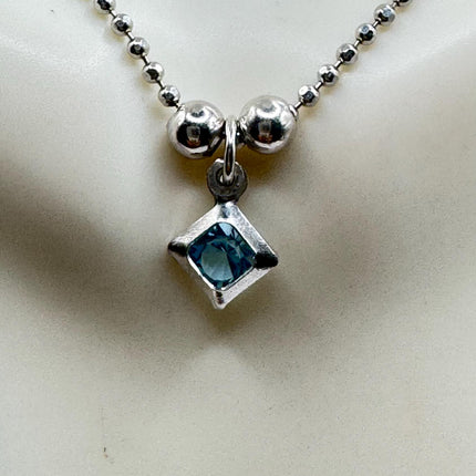 Vintage Tiny Blue Topaz Necklace Dainty Sterling Silver Chain Minimalist Crystal 925 Silver Simple Style
