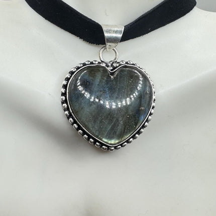 Vintage Silver Bronze heart Rainbow Labradorite Black Velvet Choker Pendant Necklace