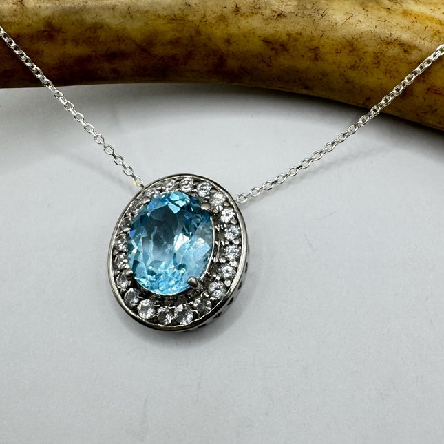 Vintage Tiny Blue Topaz Necklace Dainty Sterling Silver Chain Minimalist Crystal 925 Silver Simple Style