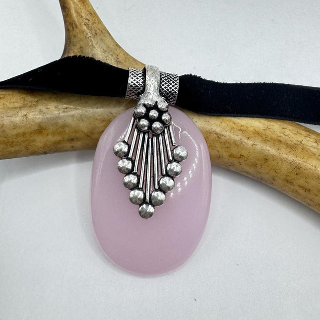 Vintage Pink Rose Quartz Boho Black Velvet Choker Silver Necklace - oval shape