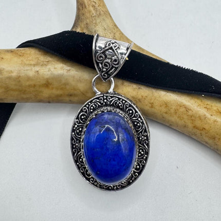 vintage blue Blue Lapis Lazuli Gemstone Crystal