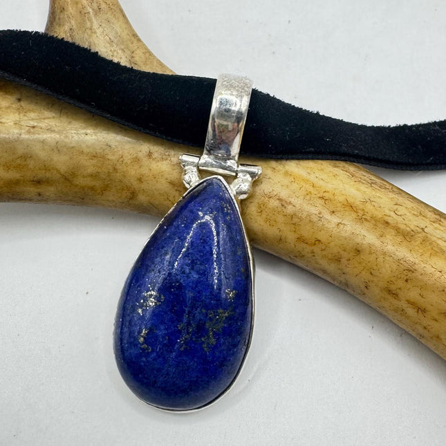 vintage blue Blue Lapis Lazuli Gemstone Crystal