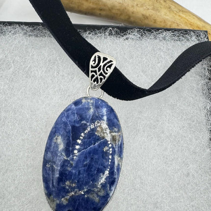 vintage blue Blue Lapis Lazuli Gemstone Crystal