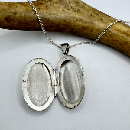 Vintage Silver Photo Locket Necklace