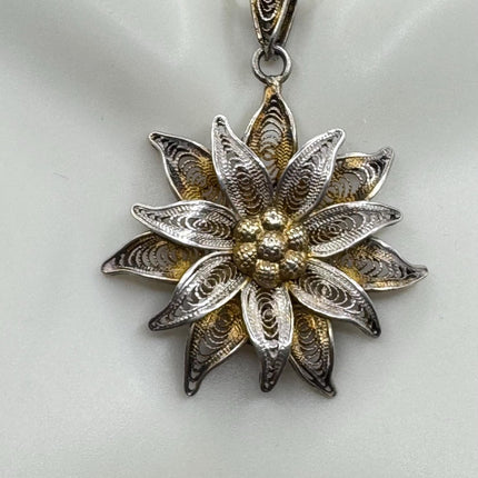 Vintage Filigree flower Pendant Necklace