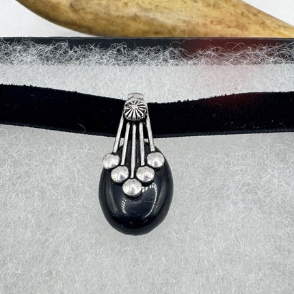 Vintage Black Onyx Pendant Ribbon Choker Necklace Silver Bronze Necklace Statement