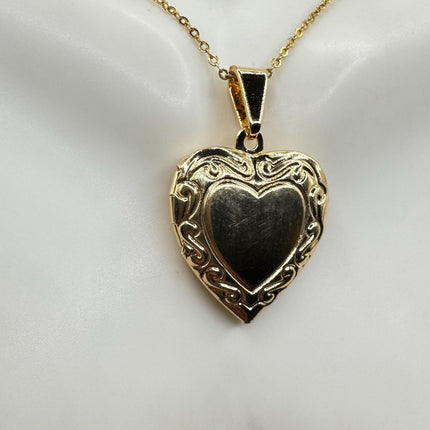 Vintage Tiny Gold Heart Photo Locket Necklace 9K Gold Filled Memory Charm on Delicate Gold Chain - Vintage Style Photo Necklace