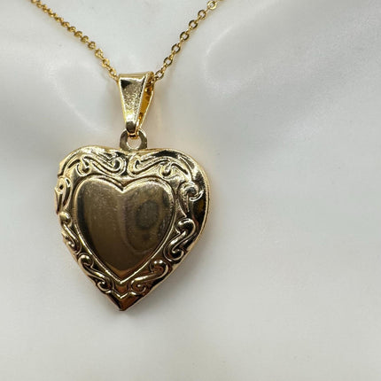 Vintage Tiny Gold Heart Photo Locket Necklace 9K Gold Filled Memory Charm on Delicate Gold Chain - Vintage Style Photo Necklace