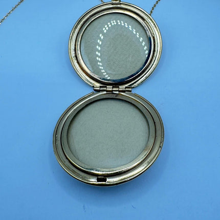 Vintage 9k gold filled photo Locket Necklace