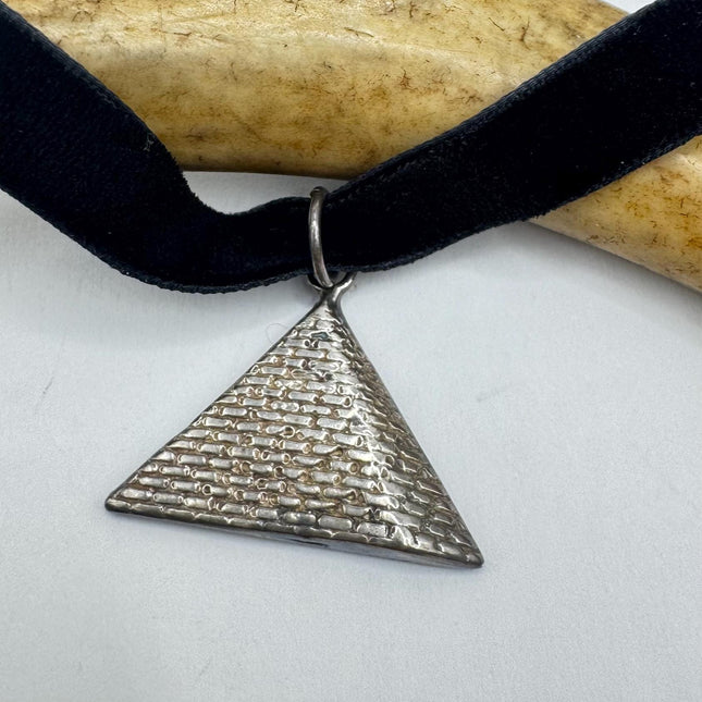 Vintage Pyramid 925 Sterling Silver Black Velvet Choker Necklace Elijah Colletion