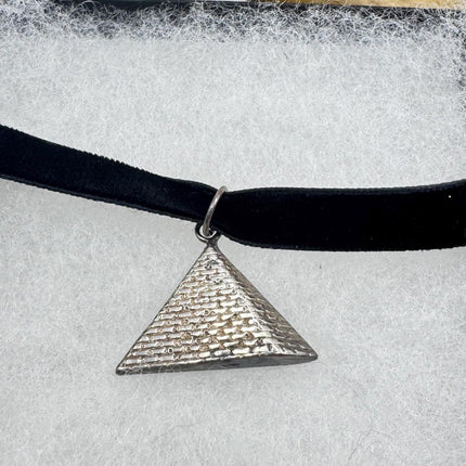 Vintage Pyramid 925 Sterling Silver Black Velvet Choker Necklace Elijah Colletion