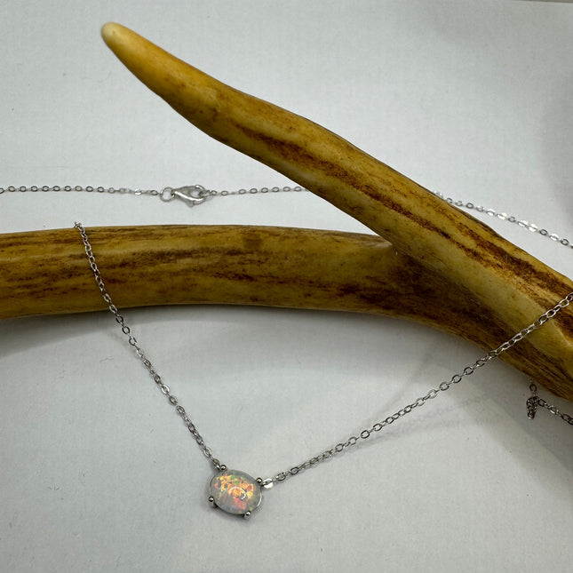 Vintage Silver Necklace | Tiny White Fire Opal Gemstone Crystal Diamond | 925 Sterling Silver Minimalist Charm Pendant Chain Necklace