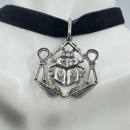 Vintage Egyptian Scarab 925 Sterling Silver Black Velvet Choker Necklace Elijah Colletion