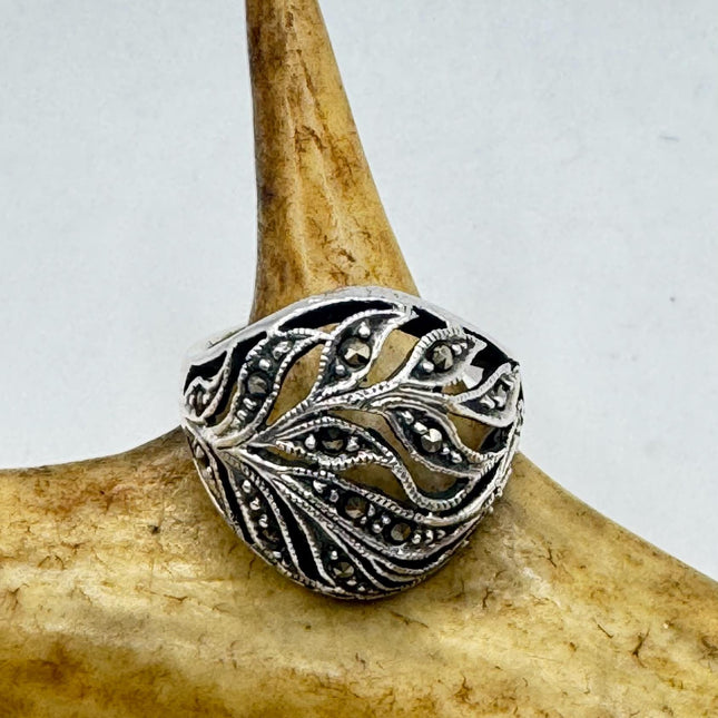 Vintage Marcasite Flower Ring - 925 Sterling Silver Cocktail Ring - Minimalist Everyday Jewelry
