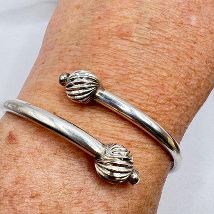 Vintage silver Bangle Cuff Bracelet