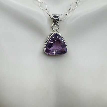 Vintage Silver Pendant Necklace