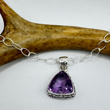 Vintage Silver Pendant Necklace