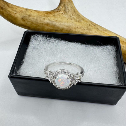 Vintage Tiny Gemstone Ring