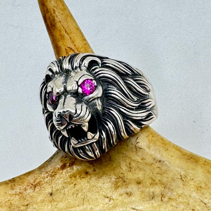 Vintage Silver Lion Ring
