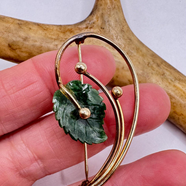 Vintage Green Jade Brooch Pin - Gold Filled with Velvet Choker - Small Lucky Jade Design