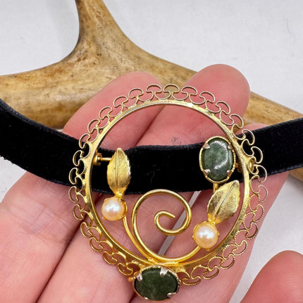 Vintage Green Jade and pearl Brooch Pin - Gold Filled with Velvet Choker - Small Lucky Jade Design