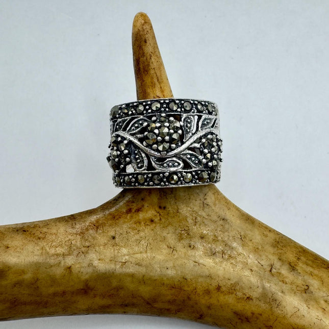 Vintage Marcasite Flower Ring - 925 Sterling Silver Cocktail Ring - Minimalist Everyday Jewelry