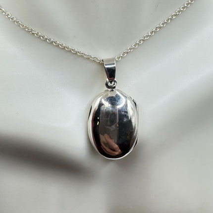 Vintage Silver Photo Locket Necklace