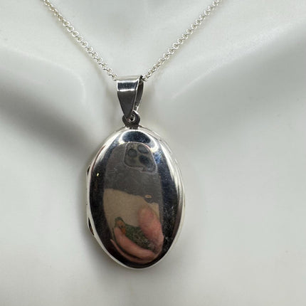 Vintage Silver Photo Locket Necklace