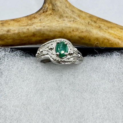 Vintage Emerald Silver Ring