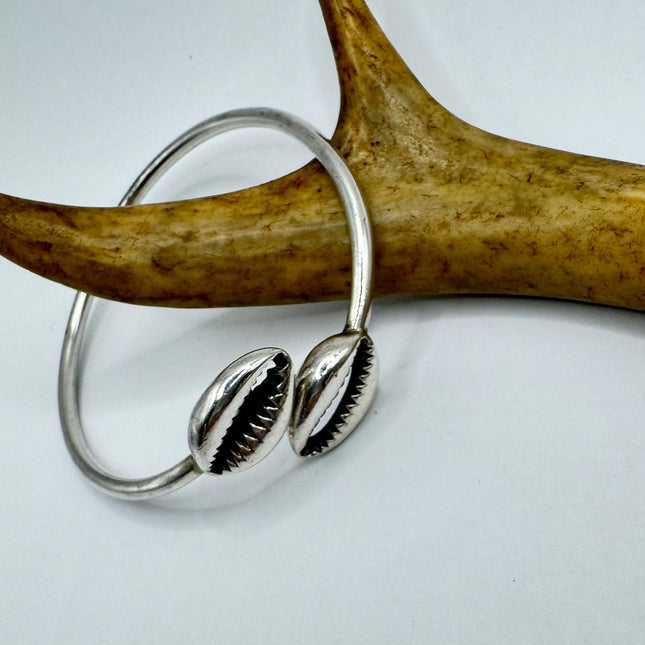 Vintage silver Bangle Cuff Bracelet