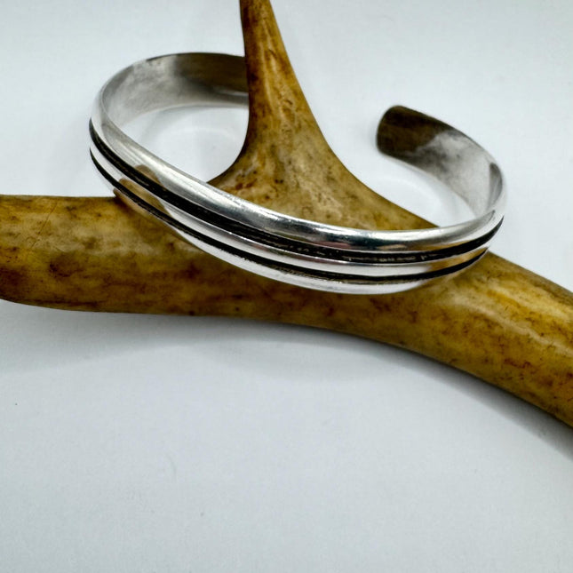 Vintage silver Bangle Cuff Bracelet