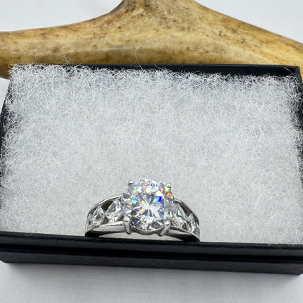 Vintage Cubic Zirconia Clear Crystal Diamond Cocktail