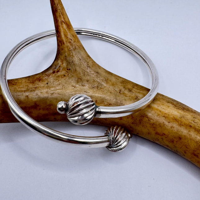 Vintage silver Bangle Cuff Bracelet
