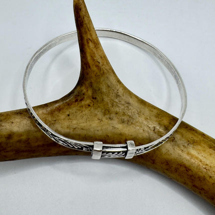 Vintage silver Bangle Cuff Bracelet