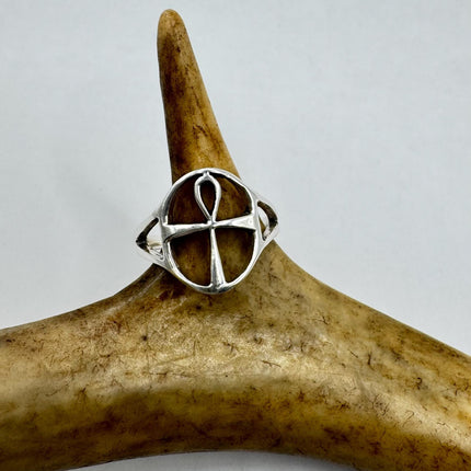 Vintage Silver Ankh Ring | 925 Sterling Silver - Unique Treasure
