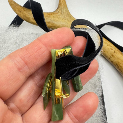 Vintage Green Jade Brooch Pin - Gold Filled with Velvet Choker - Small Lucky Jade Design