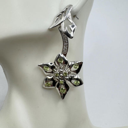 Vintage Daisy Flower Earrings
