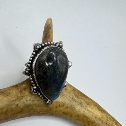 Vintage Chunky Rainbow Labradorite Cocktail Ring - Statement Band