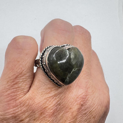 Vintage Chunky Rainbow Labradorite Heart Cocktail Ring - Statement Band