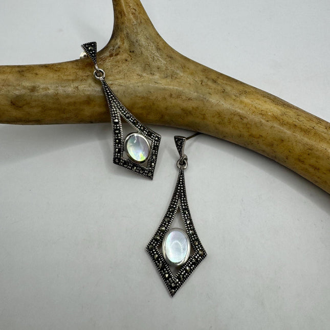 Vintage White mother of Pearl Silver Marcasite Earrings Deco | 925 Sterling Silver Earrings | Minimalist Everyday