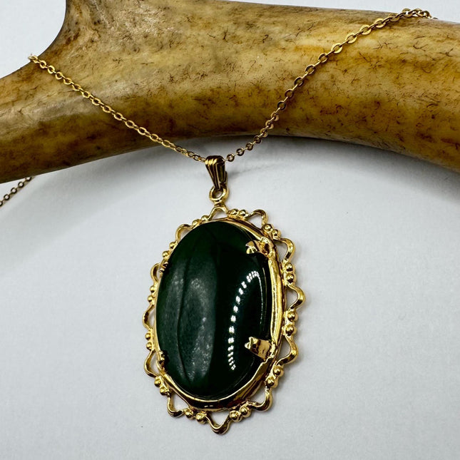 Vintage Jade Gold Filled Necklace - Lucky Every day Greenn Jade