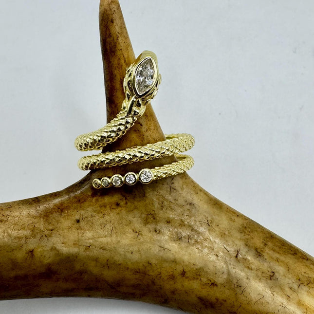 Vintage Gold Snake Ring