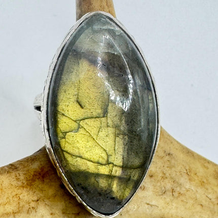 Vintage Chunky Rainbow Labradorite Cocktail Ring - Statement Band